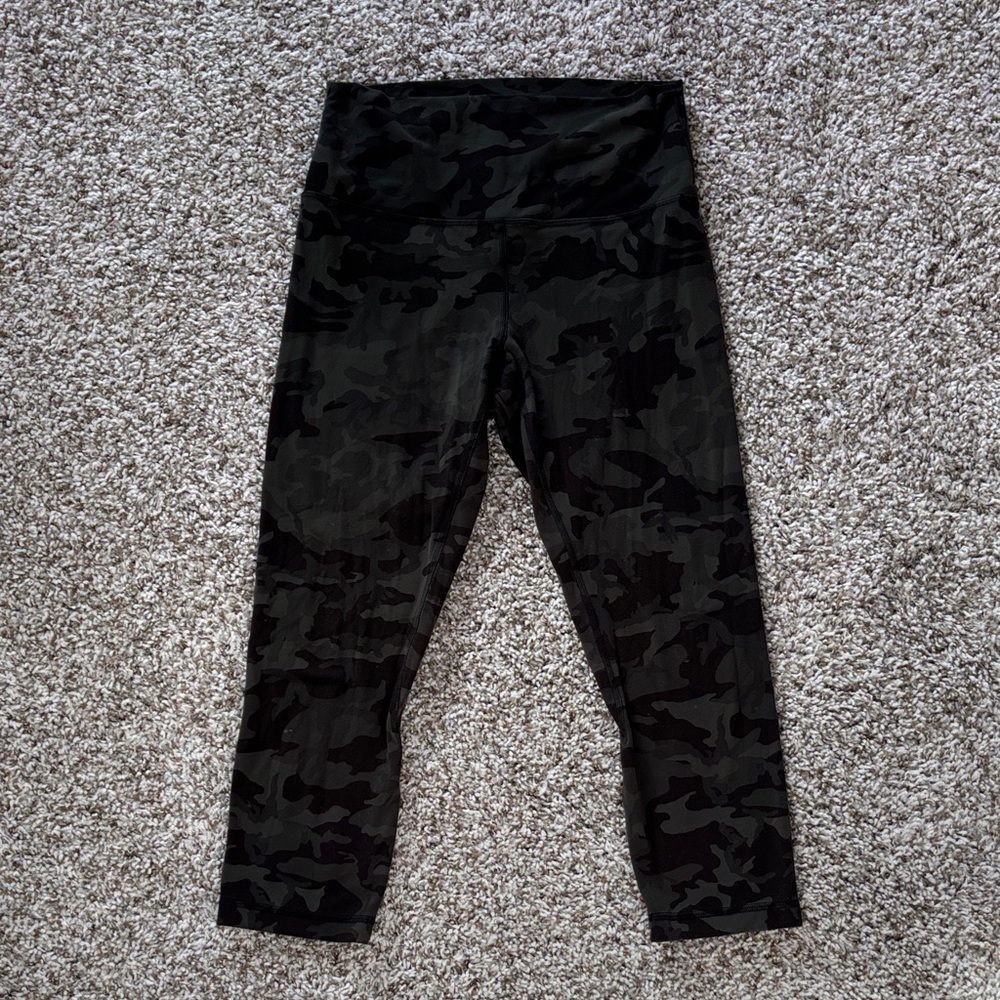 Lululemon Athletica Dark Camouflage Crop Leggings